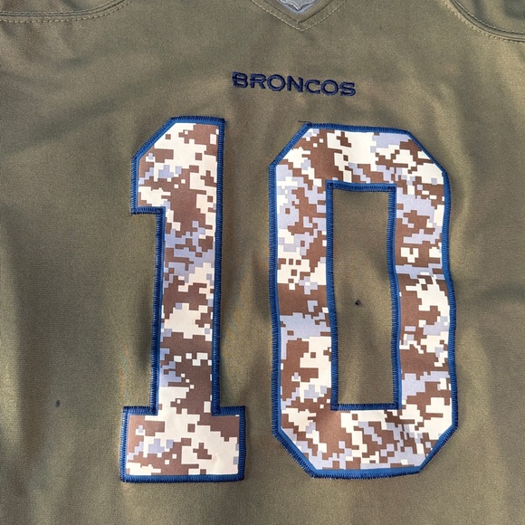 Denver Broncos Sanders Salute to Service Jersey - Picture 9 of 9
